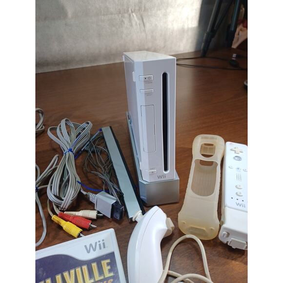 Nintendo Wii Consol Bundle Medal Of Honor/Thrillville Tested And Played - Picture 4 of 9